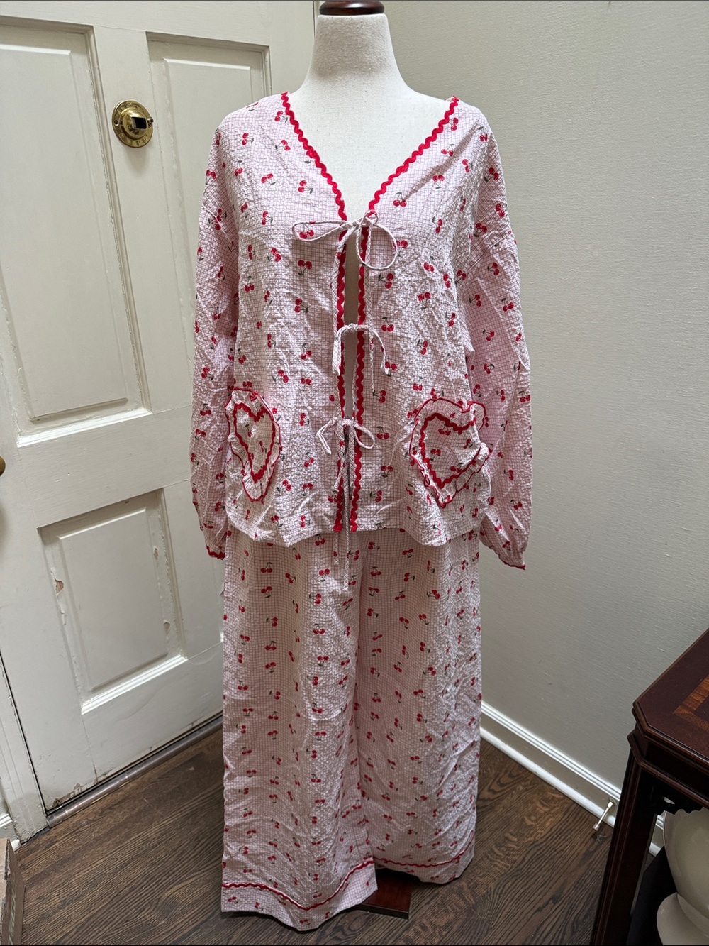 Pink Cherry-Print Women's Pajama Set with Heart Pocket Detail